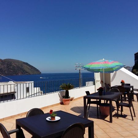 Апартаменты Lipari Centro Storico Flat 7 Min From Port Экстерьер фото