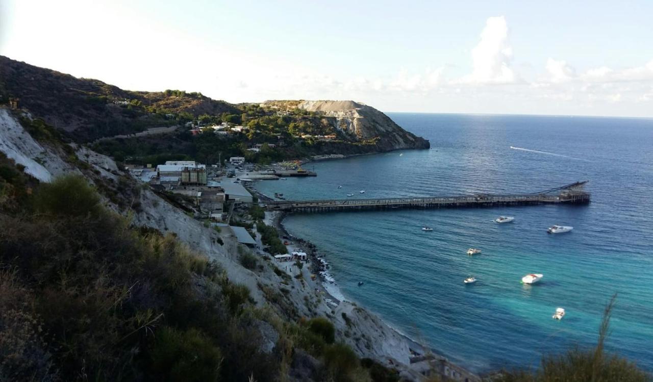 Апартаменты Lipari Centro Storico Flat 7 Min From Port Экстерьер фото
